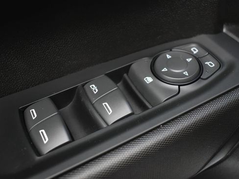 Used 2023 Chevrolet Silverado 1500 Custom AWD/4WD image 13