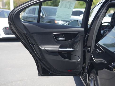 Used 2024 Mercedes-Benz C 300 4MATIC Sedan image 30