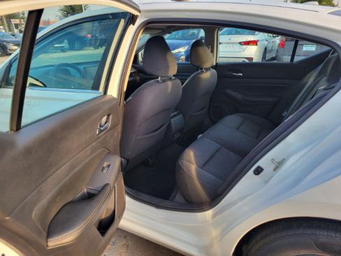 Used 2020 Nissan Altima 2.5 S FWD image 20