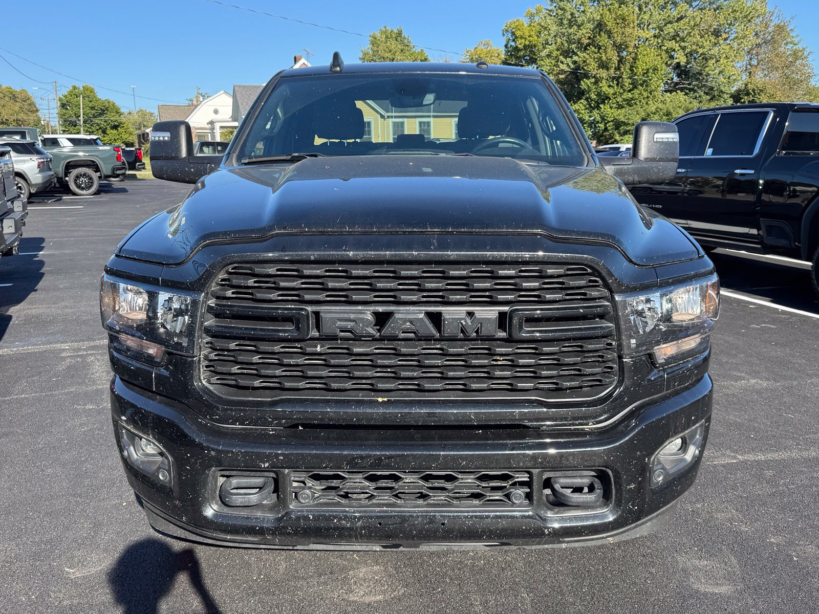 Used 2024 RAM 2500 Big Horn w/ Night Edition AWD/4WD image 9