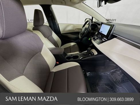 Used 2023 Toyota Corolla LE image 24