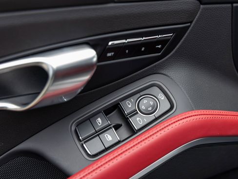 Certified 2025 Porsche 718 Boxster S image 23