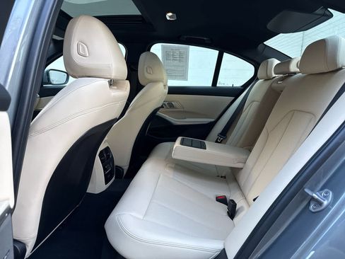 Certified 2025 BMW 330i xDrive Sedan w/ Premium Package image 15