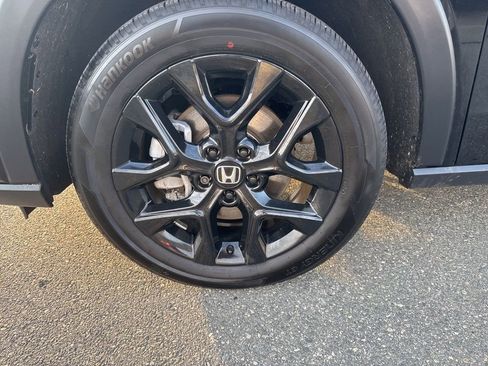 Used 2025 Honda HR-V Sport image 13