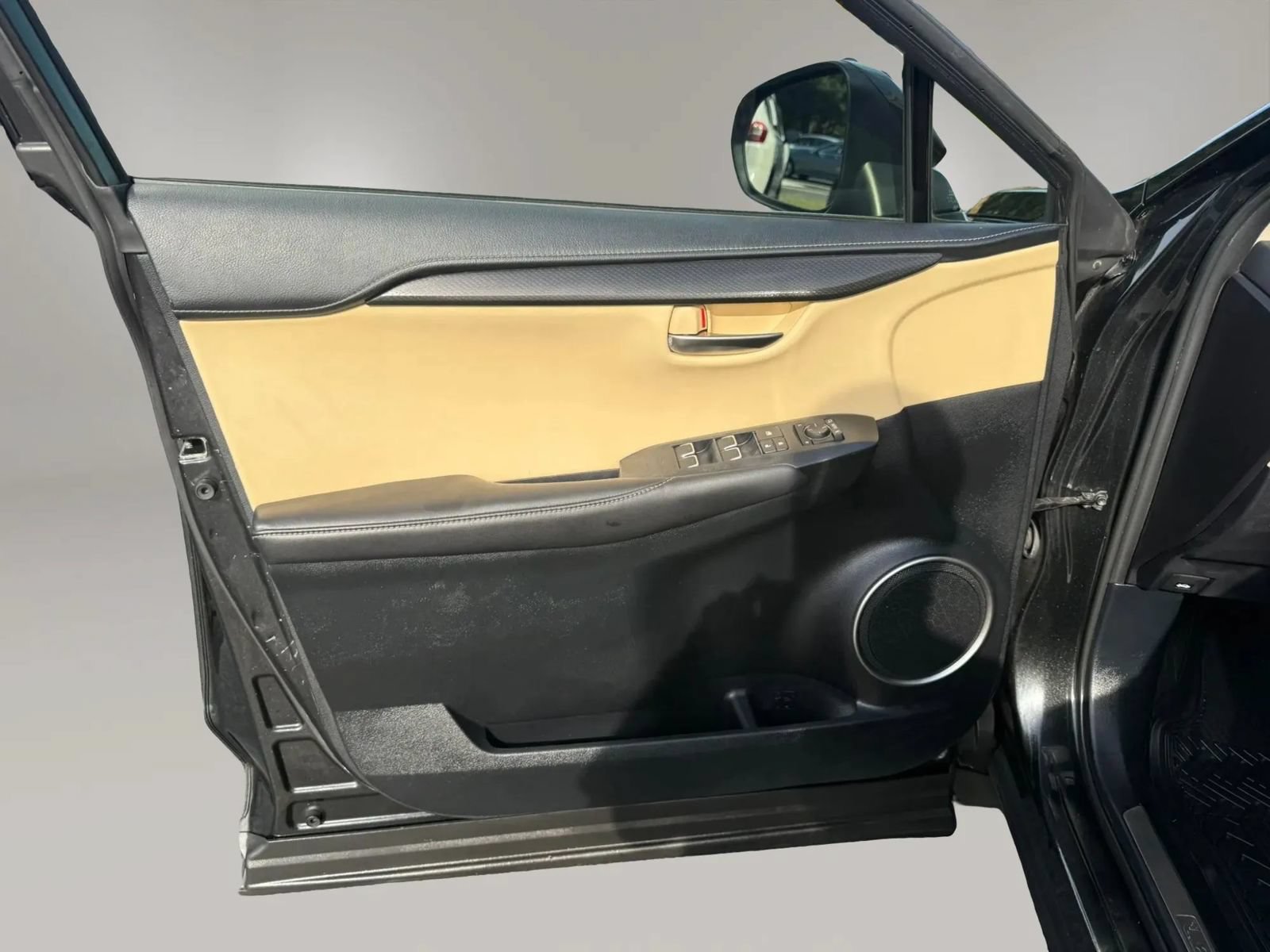 Used 2019 Lexus NX 300 FWD image 11
