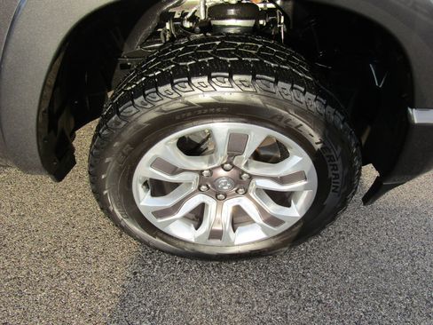 Used 2022 RAM 1500 Limited w/ Off Road Group image 13