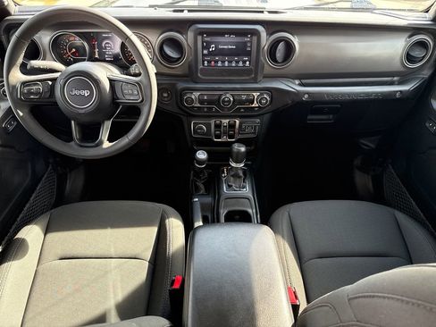Used 2023 Jeep Wrangler Sport S image 12