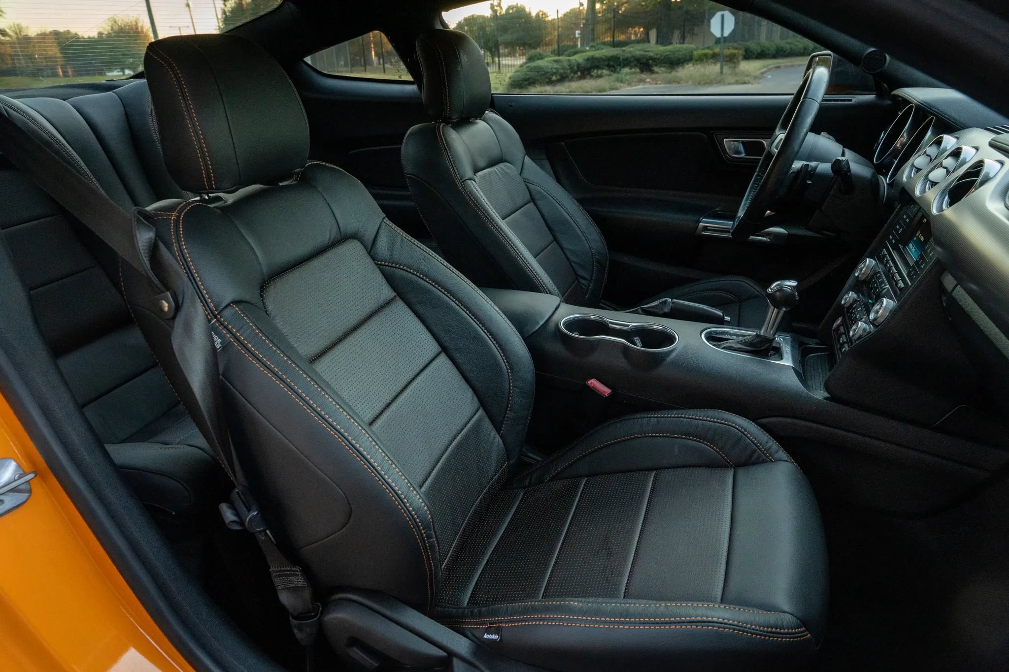 Used 2018 Ford Mustang GT RWD image 13