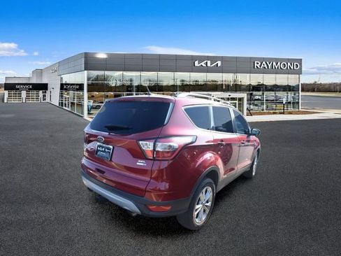 Used 2018 Ford Escape SEL AWD/4WD image 2