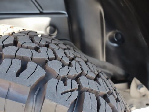 Used 2022 Jeep Wrangler Unlimited Rubicon 4xe w/ Steel Bumper Group image 44