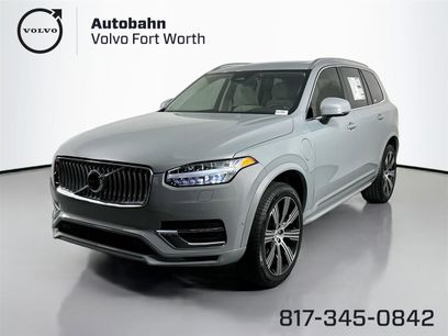 New 2025 Volvo XC90 T8 Plus w/ Protection Package Premier