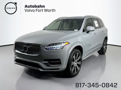 New 2025 Volvo XC90 T8 Plus w/ Protection Package Premier image 1