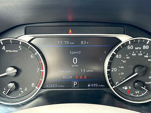 Used 2025 Nissan Altima 2.5 SV FWD image 26