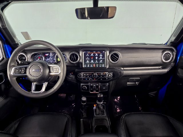 Used 2023 Jeep Wrangler Unlimited Sahara w/ Cold Weather Group AWD/4WD image 26