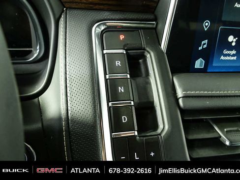 Used 2023 Chevrolet Tahoe Premier image 17