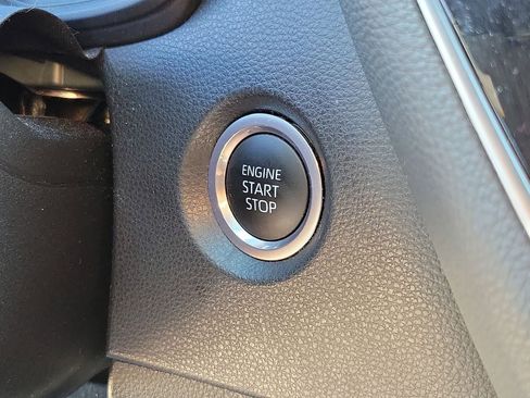 Used 2024 Toyota Corolla SE image 29