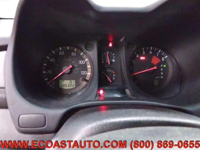 Used 2005 Mitsubishi Outlander LS AWD/4WD image 16
