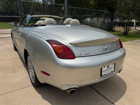 Used 2005 Lexus SC 430 Convertible RWD image 9