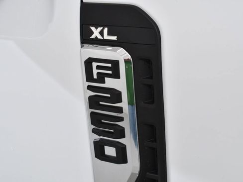 New 2026 Ford F250 XL w/ 360-Degree Camera Package image 17