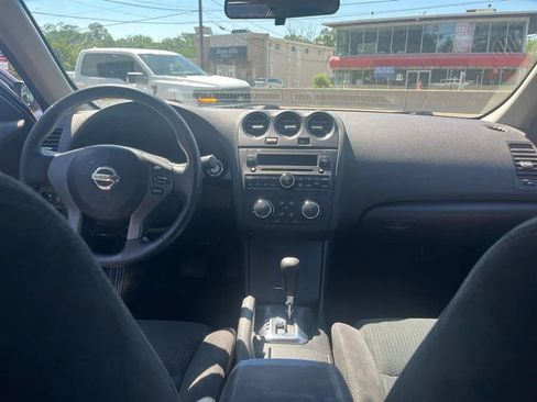 Used 2013 Nissan Altima 2.5 S FWD image 4