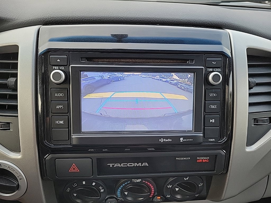Used 2015 Toyota Tacoma 4x4 Double Cab w/ SR5 Package image 26