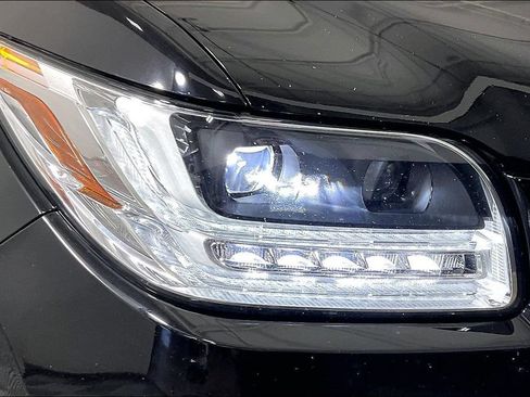 Used 2020 Lincoln Navigator Black Label AWD/4WD image 36