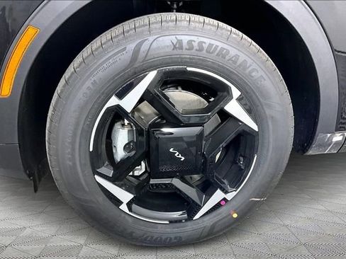 New 2026 Kia Sportage EX image 13