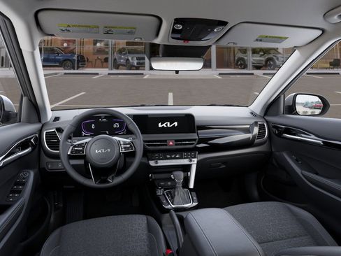 New 2025 Kia Seltos S image 15