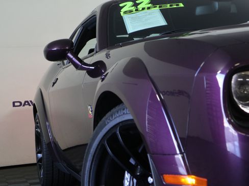 Used 2022 Dodge Challenger R/T Scat Pack image 3