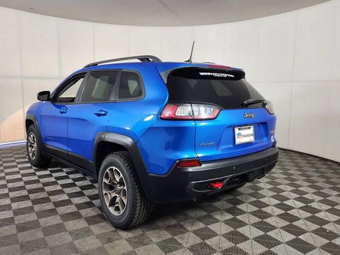 Used 2020 Jeep Cherokee Trailhawk w/ Cold Weather Group AWD/4WD image 5
