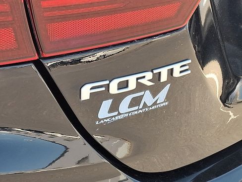 Used 2024 Kia Forte GT-Line w/ GT-Line Premium Package FWD image 30