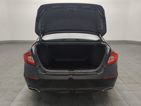 Used 2018 Honda Accord Sport image 29