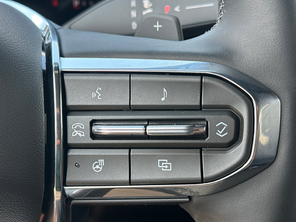 Used 2026 GMC Yukon Elevation RWD image 27