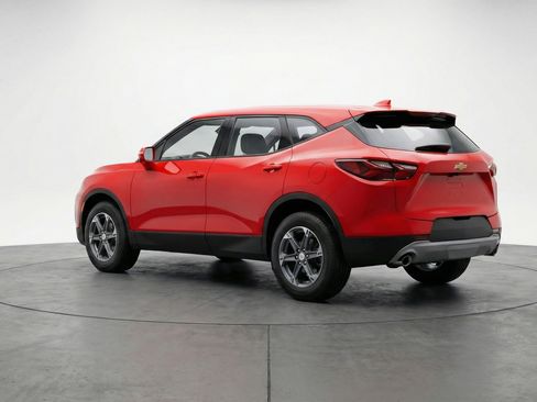 Used 2025 Chevrolet Blazer LT image 6