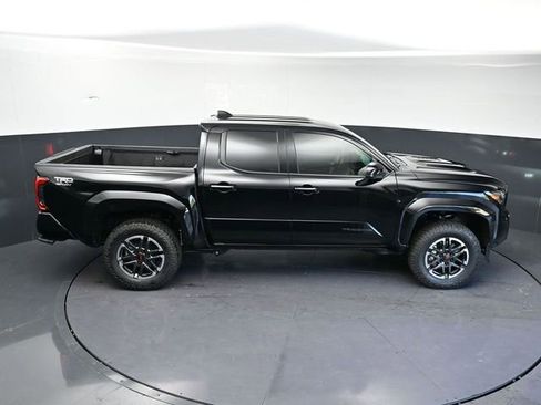Used 2025 Toyota Tacoma TRD Sport RWD image 32