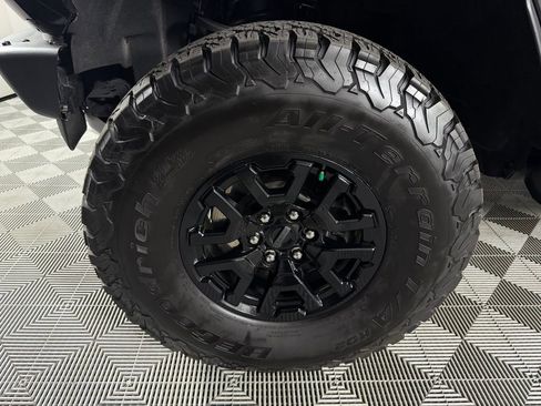 Used 2024 Ford Bronco Raptor AWD/4WD image 10
