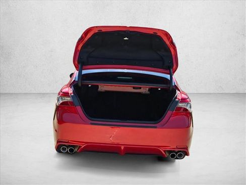 Used 2022 Toyota Camry XSE w/ Carpet Mat Package (TMS) FWD image 6