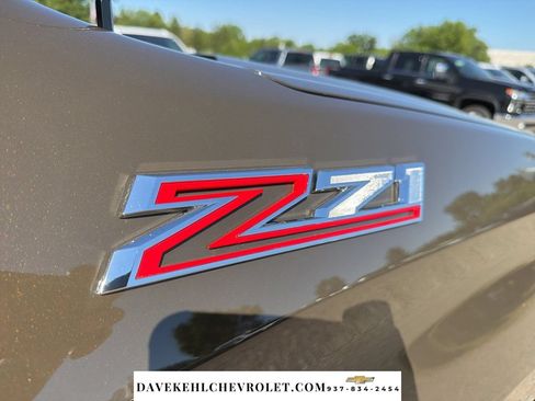 Used 2023 Chevrolet Silverado 1500 LT AWD/4WD image 36