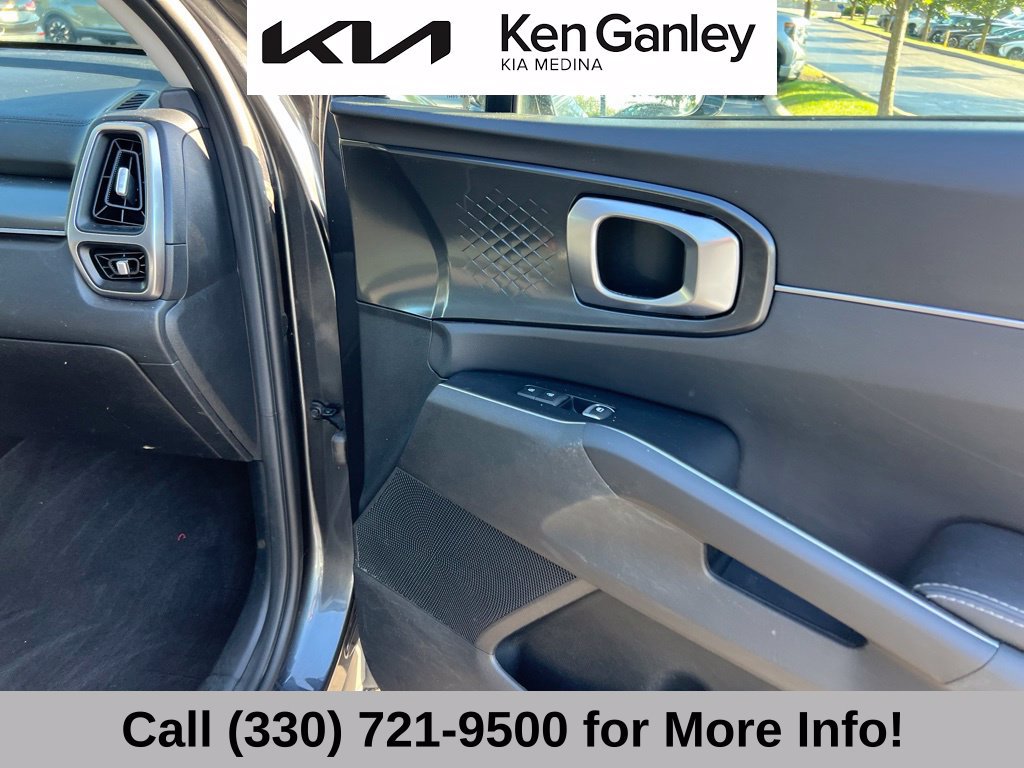 Certified 2022 Kia Sorento LX AWD/4WD image 56