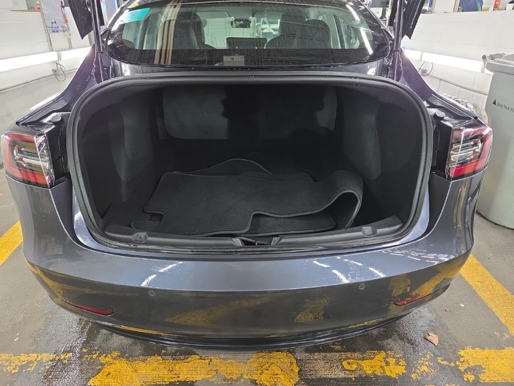 Used 2018 Tesla Model 3 Long Range AWD/4WD image 6