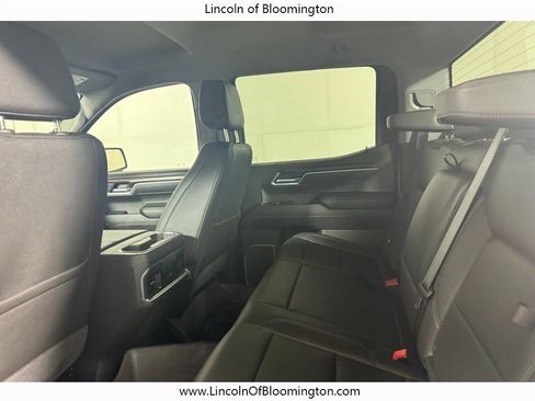 Used 2025 GMC Sierra 1500 SLT w/ SLT Premium Package AWD/4WD image 18