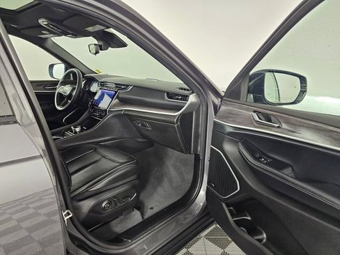 Used 2024 Jeep Grand Cherokee Limited 4xe AWD/4WD image 38