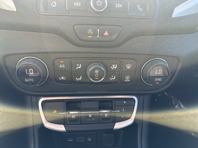 Certified 2024 GMC Terrain SLE w/ Driver Convenience Package FWD image 20