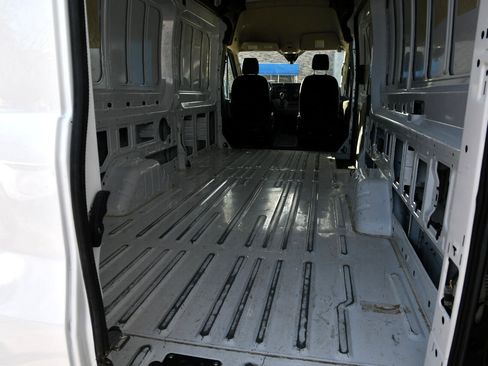 Used 2023 Ford Transit 250 148 High Roof Extended image 6