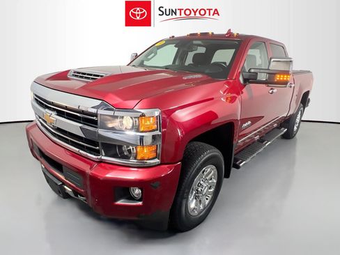 Used 2019 Chevrolet Silverado 3500 High Country w/ Duramax Plus Package image 9