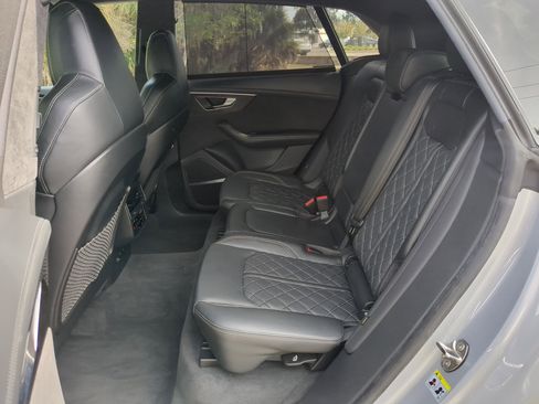Certified 2021 Audi SQ8 Prestige image 17