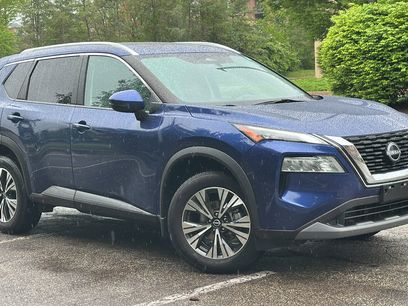Certified 2022 Nissan Rogue SV w/ SV Premium Package