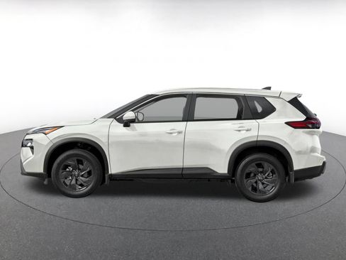 Used 2026 Nissan Rogue SV AWD/4WD image 3