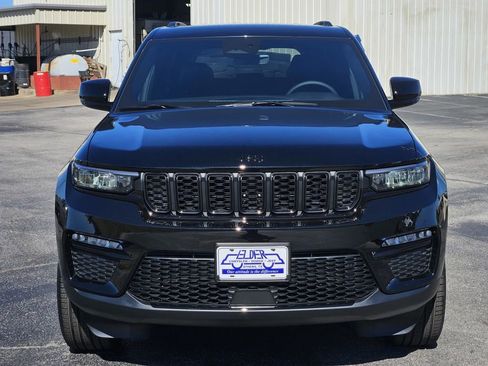 New 2025 Jeep Grand Cherokee Limited image 2
