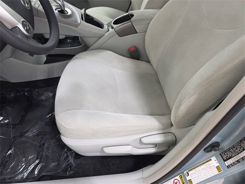 Used 2015 Toyota Prius Two image 29